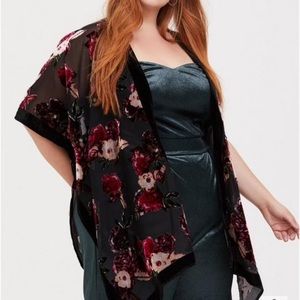 torrid Burnout Velvet Kimono 5/6X NWOT